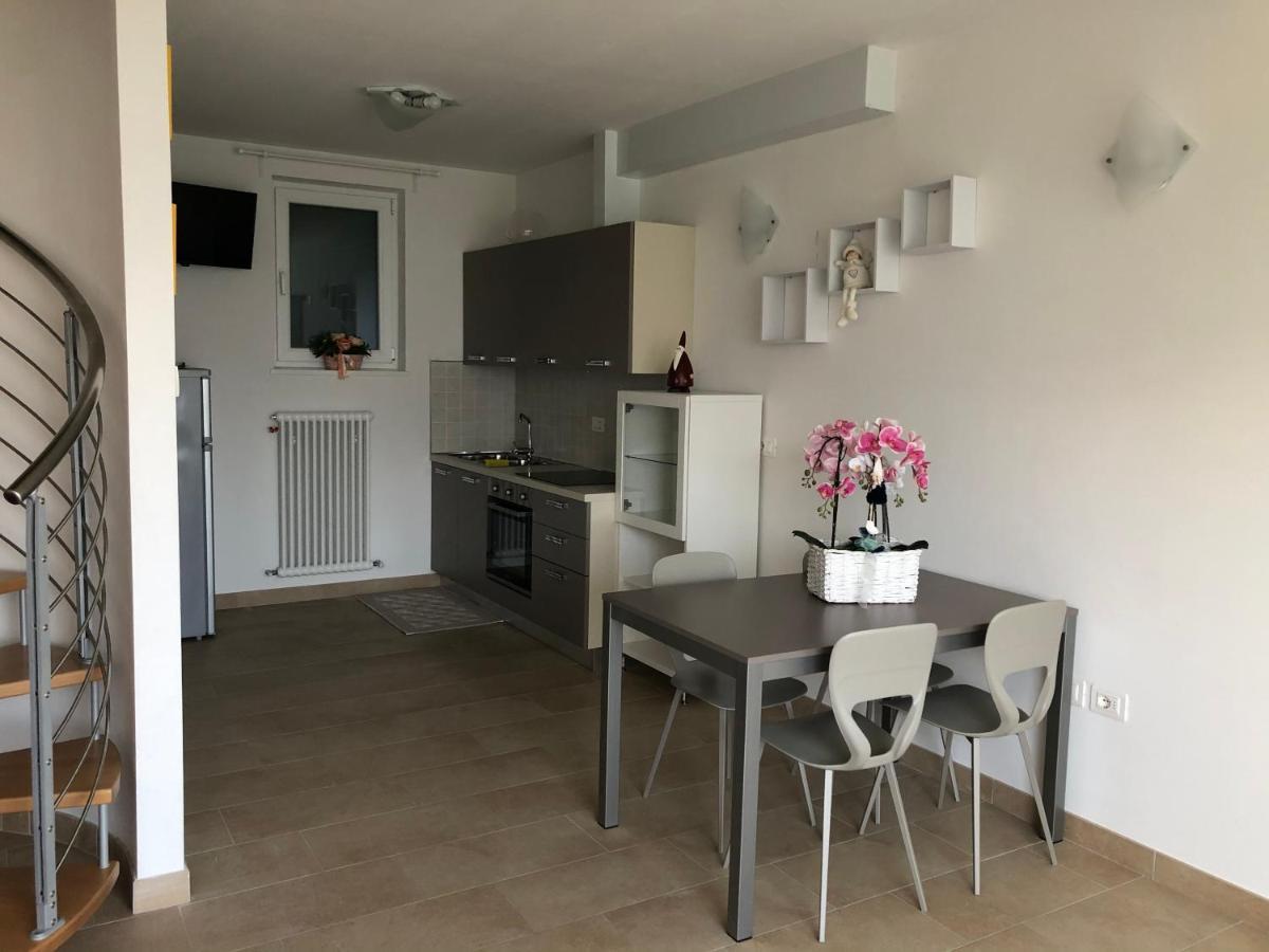 Un Balcone Sul Garda Apartment Tremosine Bagian luar foto
