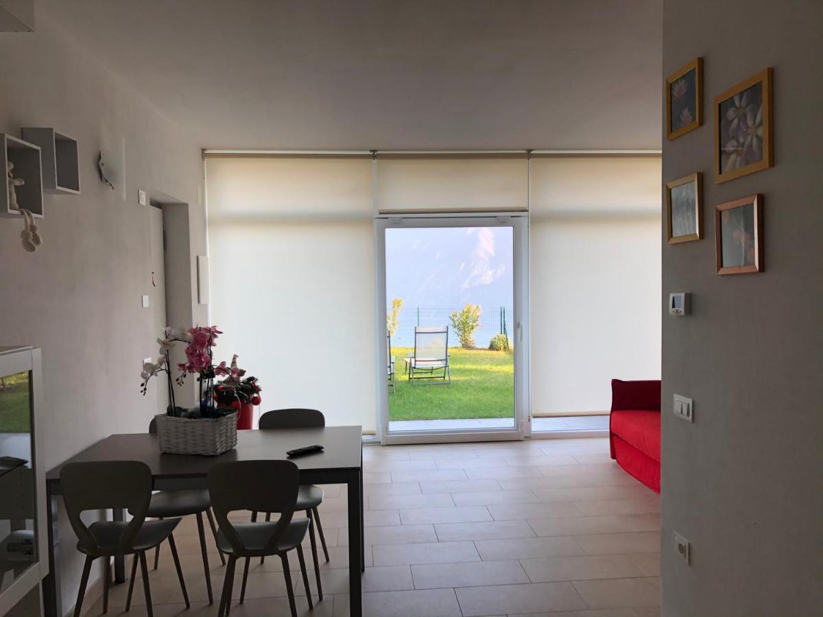 Un Balcone Sul Garda Apartment Tremosine Bagian luar foto