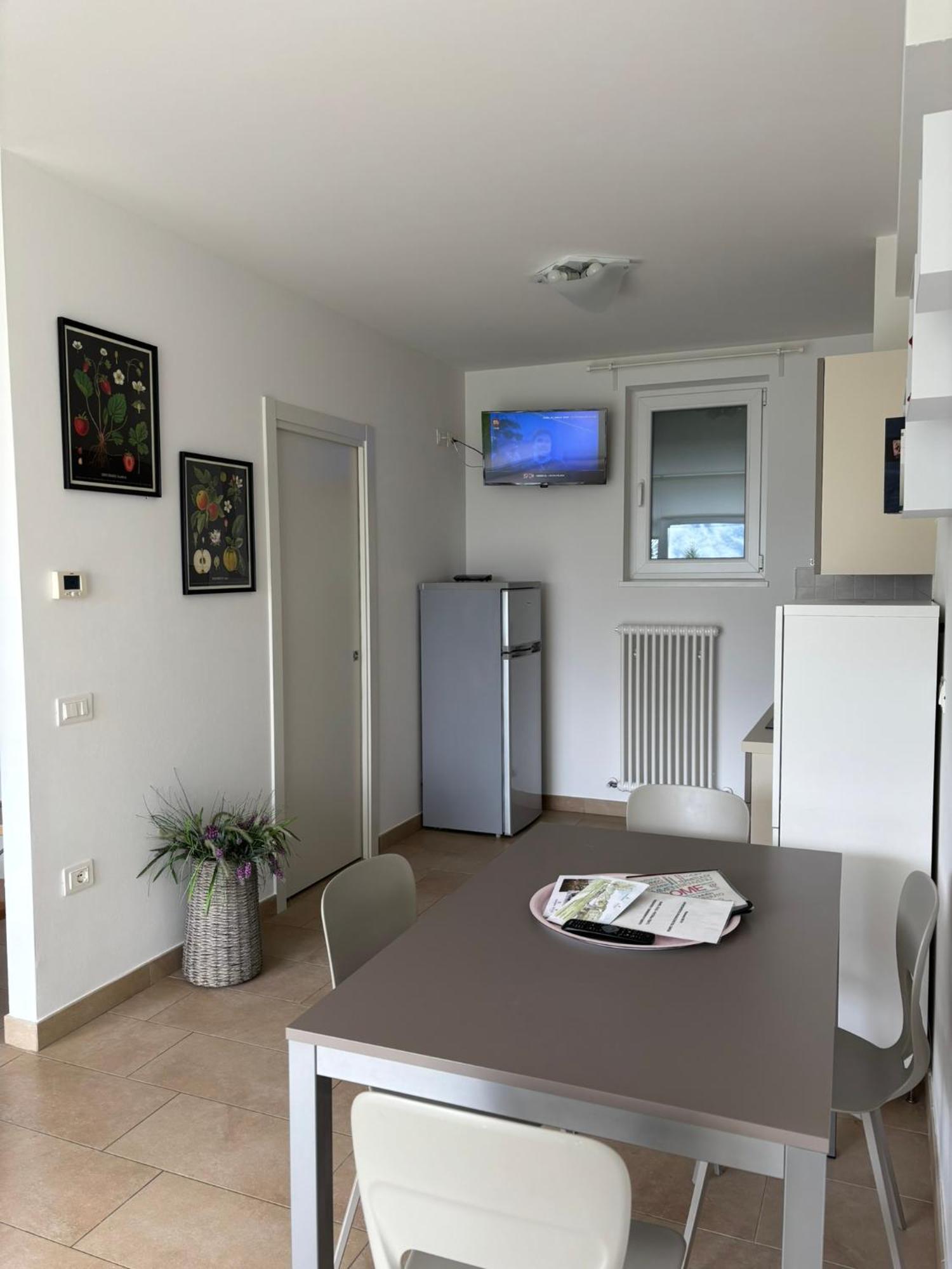Un Balcone Sul Garda Apartment Tremosine Bagian luar foto