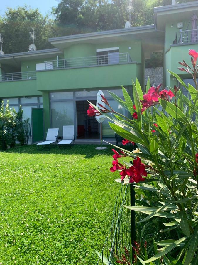 Un Balcone Sul Garda Apartment Tremosine Bagian luar foto